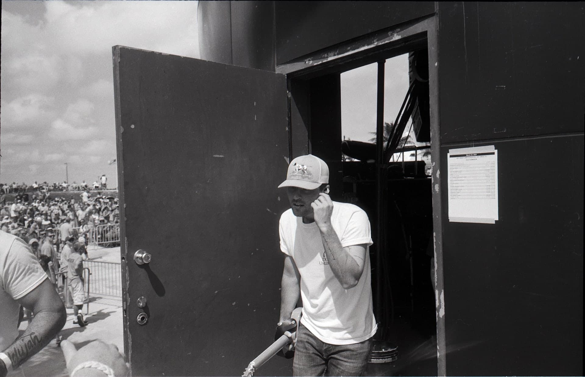 Film photograph — frame 16