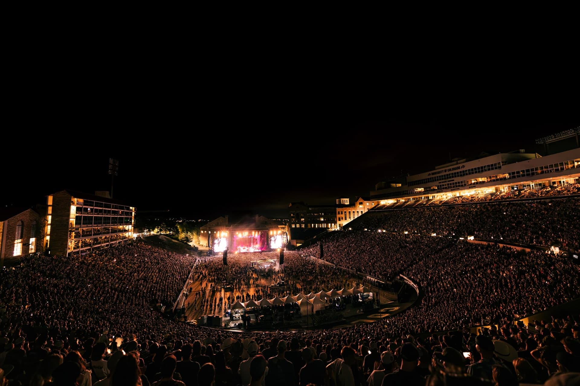 Tyler Childers at Folsom FIeld